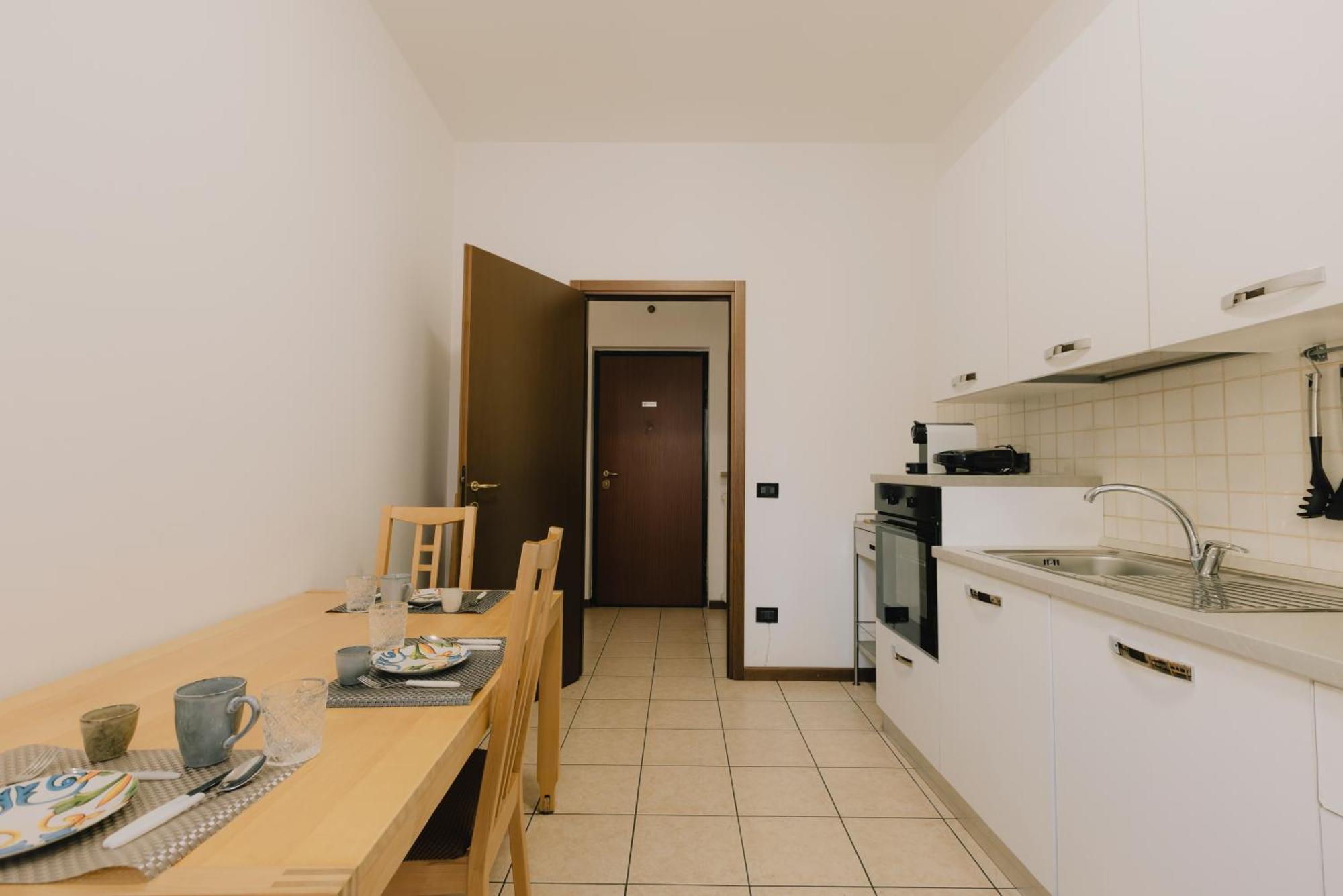 ורונה Arena Luxury Apartment מראה חיצוני תמונה